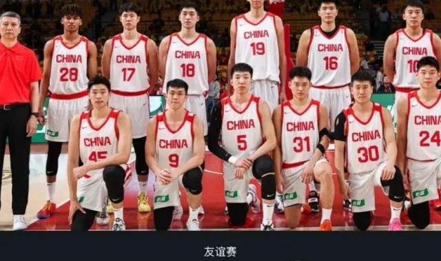 GGPoker中文-中国男篮82-78战胜欧洲劲旅，球员评分出炉：徐昕9.9王俊杰10分