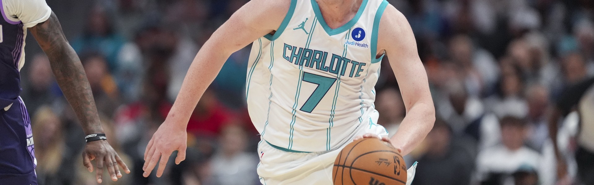 GG克-看你下半场了！克尼佩尔半场7中2&amp;三分1中0拿到4分5板1断1帽