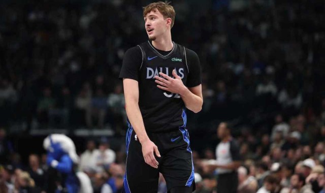 GG克-超马刺升第二！穆雷33分掘金险胜独行侠 弗拉格伤退神迹比肩乔丹